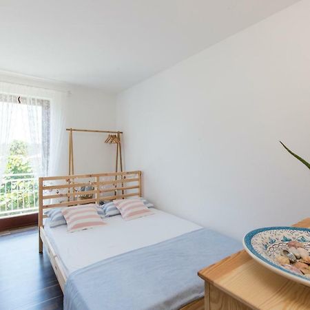 Casa Flora 3-Minutes' Walk From The Beach Novigrad Istria Exterior foto