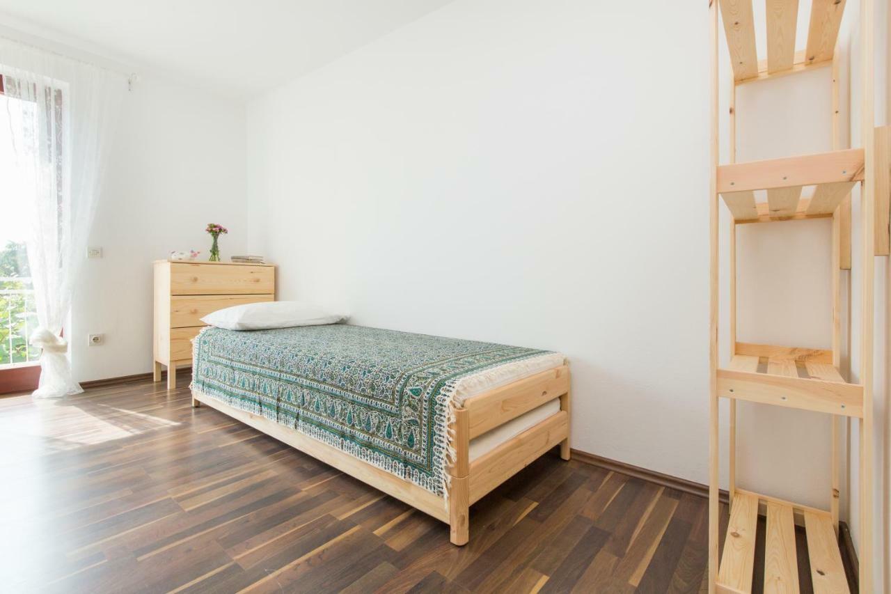 Casa Flora 3-Minutes' Walk From The Beach Novigrad Istria Exterior foto