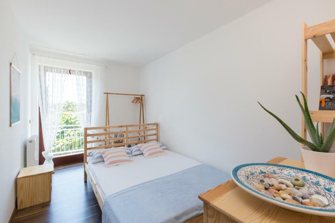 Casa Flora 3-Minutes' Walk From The Beach Novigrad Istria Exterior foto